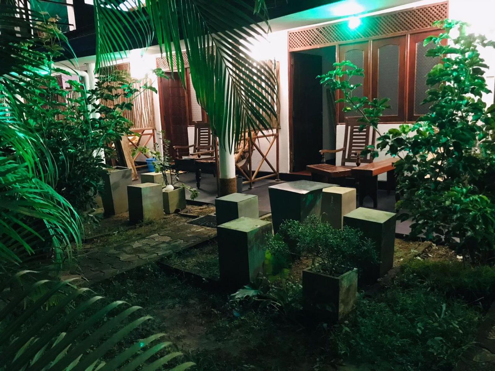 Lion Paradise Surf Beach Matara Kültér fotó